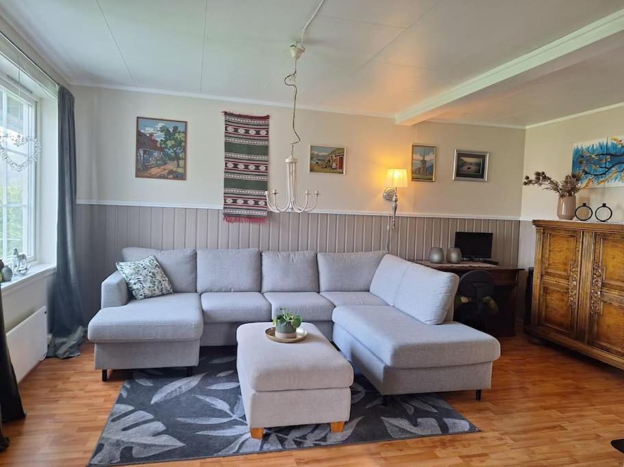 Privat Leilighet Pa Gard Med Badstue Og Nordlys Narvik Exterior photo